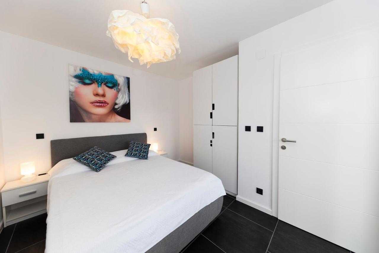 Mama House Villa نوفاليا المظهر الخارجي الصورة