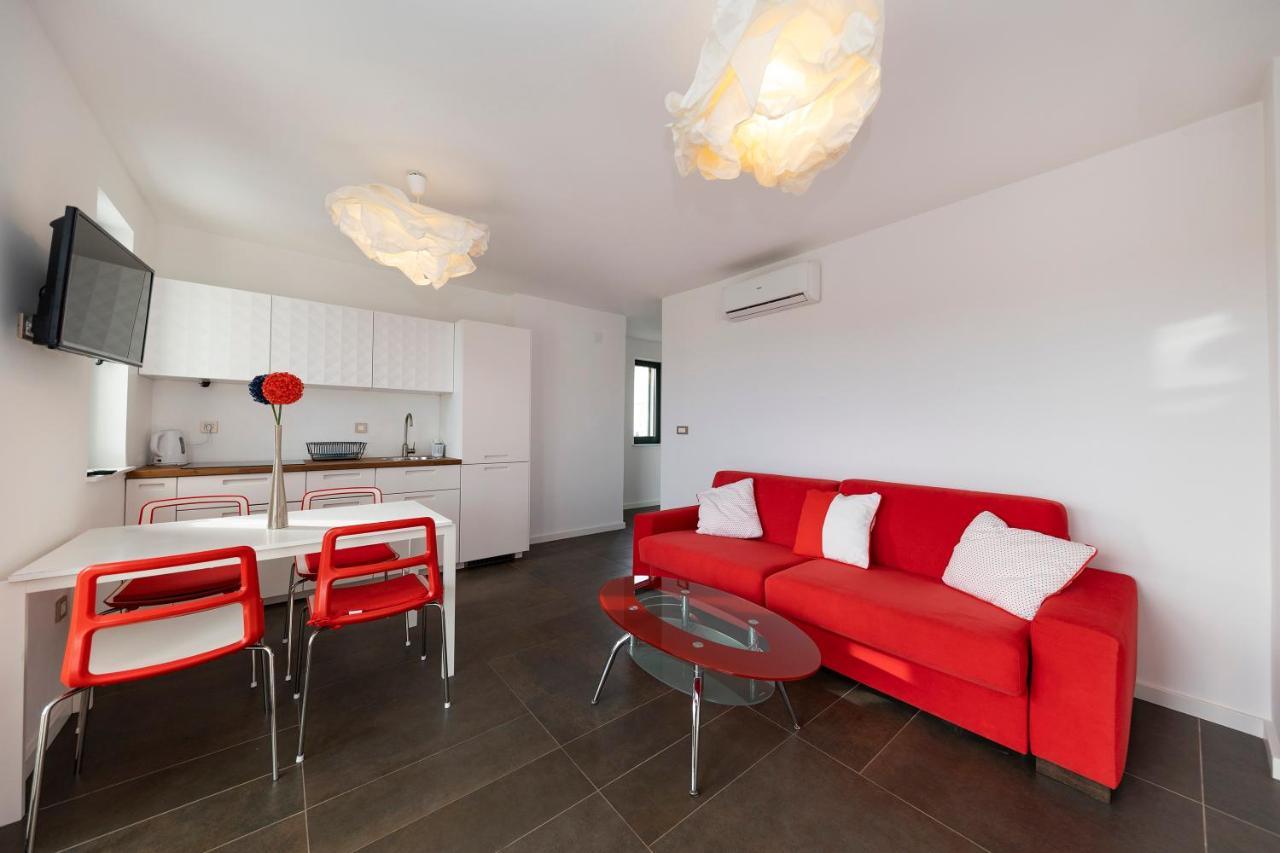 Mama House Villa نوفاليا المظهر الخارجي الصورة